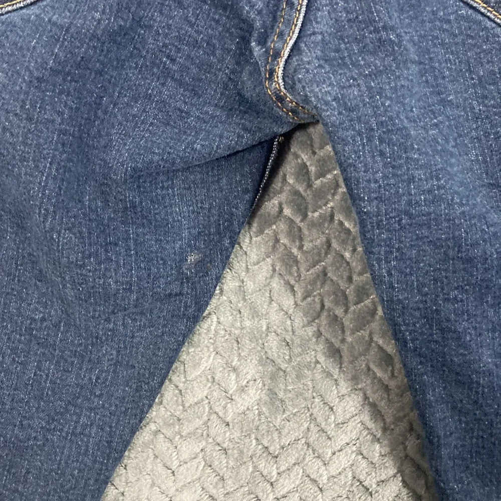 Levis these levi